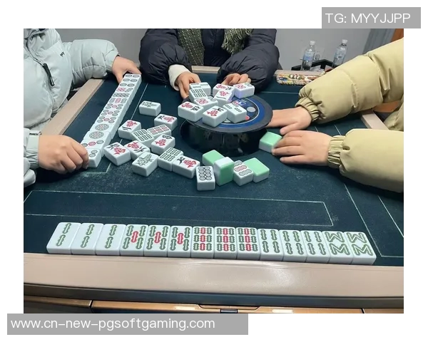 打麻将胡了图片-麻将风云，胡牌瞬间的精彩瞬间图片记录-打麻将胡了图片